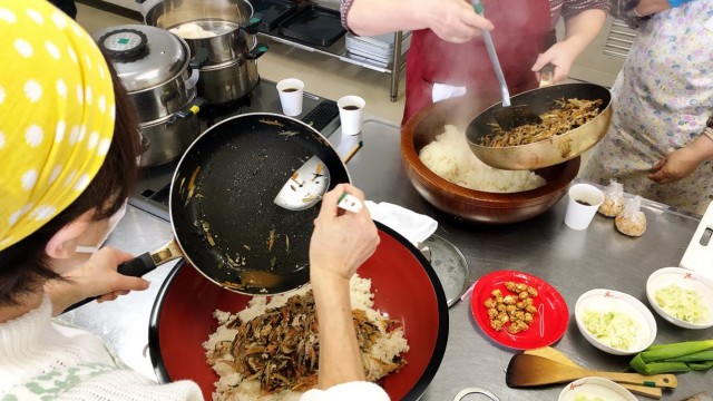 ご覧あれ!この手さばきの良さを!