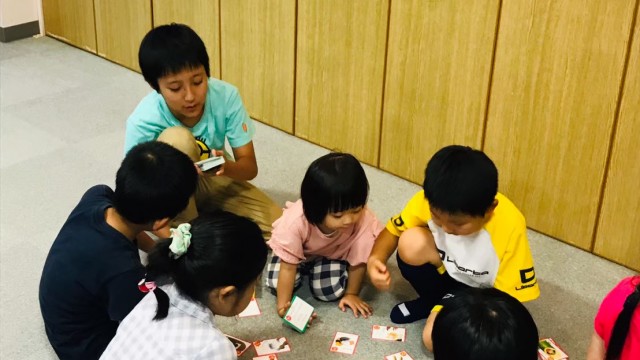 食後は遊びのじかんです。