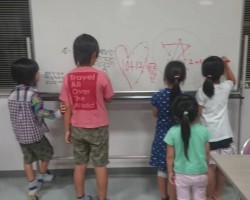 おなか一杯になれば自由時間です