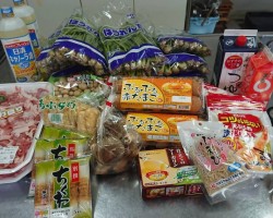 今月もたくさんの食材の寄贈がありました。