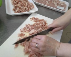 食べやすい大きさを考えながら